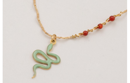 Collar cadena zig-zag dorada mate con colgante ser