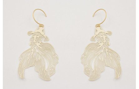 Pendientes  perno semi circular con peces tropical