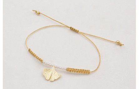 Pulsera nudo macrame con microperla y hoja de ging