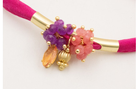 Pulsera seda natural rellena fucsia con tubo arque