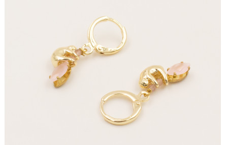 Pendientes cierre seguridad dorado con colgante ko