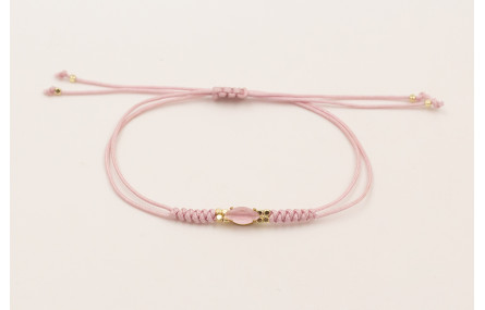 Pulsera hilo macramé lila con cabujón cristal rosa