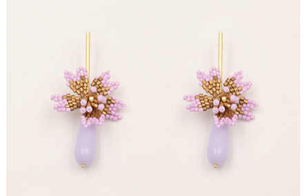 Pendientes perno pivote dorado mate con flor miyuk