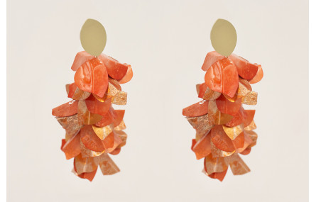 Pendientes perno ovalado dorado mate con cascada d