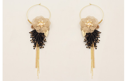 Pendientes aro con flora alambre esmalte beige, fl