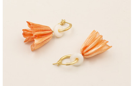 Pendientes aro cerrado con flor natural campanilla