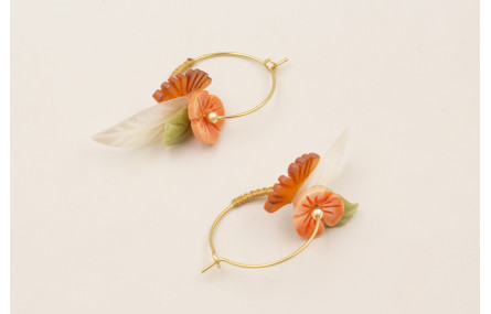 Pendientes aro mediano dorado mate con hoja y flor