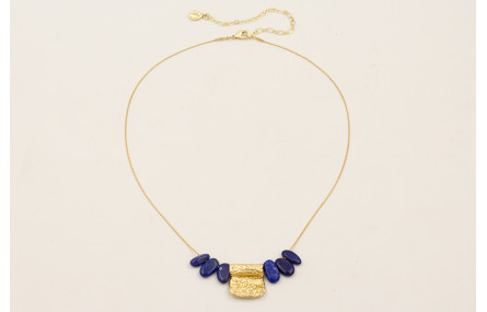 Collar cadena fina dorada con gotas lapislazuli y 
