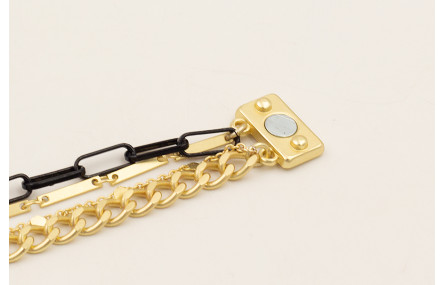 Pulsera cierre de imán rectangular dorado mate con