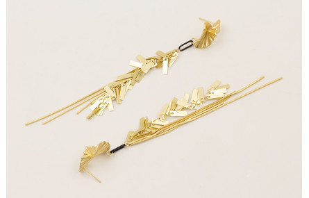 Pendientes perno retorcio dorado mate con fleco ca