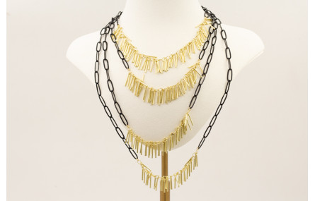 Collar 4 vueltas de cadena eslabón negro y cadena 