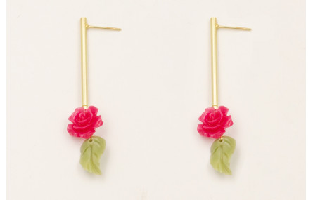 Pendientes plado dorado mate con flores resina cor