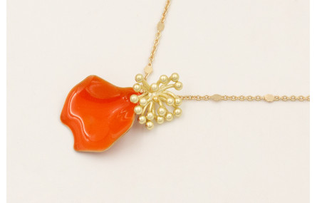 Collar cadena chapitas dorado mate con petalo esma