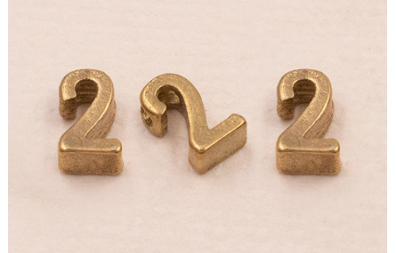 Pieza Número 2 7*6*2 Oro