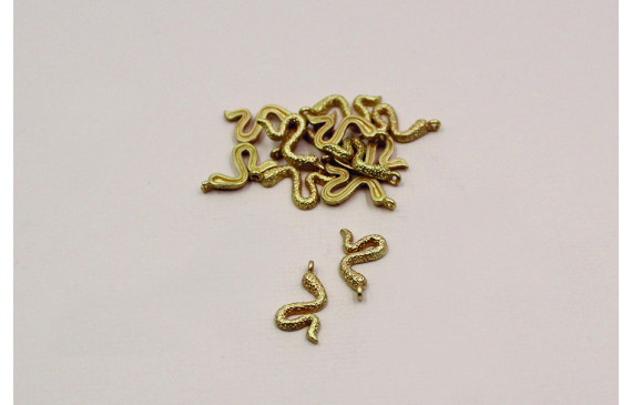 Colgante Culebra 16*9mm Oro Mate