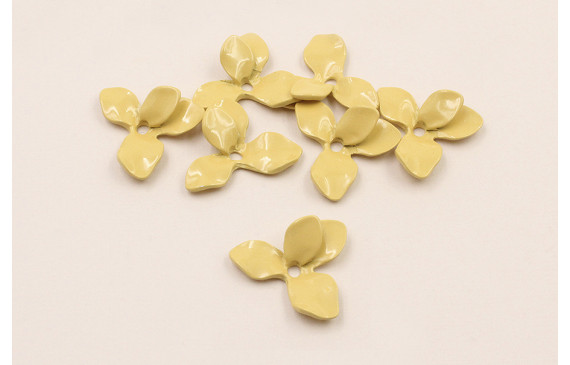 Cuenta Flor 26,5mm diámetro Mostaza Mate