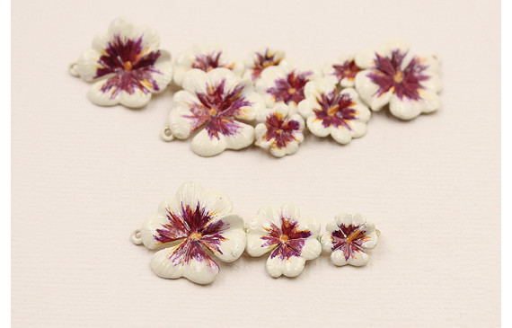 Pieza Trio Flores 12*40mm  Blanco, morado, naranja