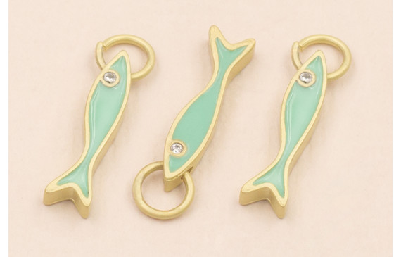 Colgante Pez esmaltado verde 15*3mm con arandela