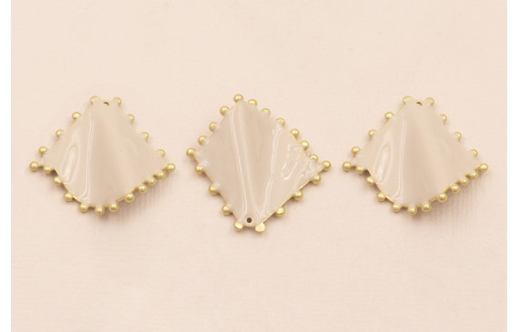 Colgante Rombo eslamtado ribetes 26*26mm Beige