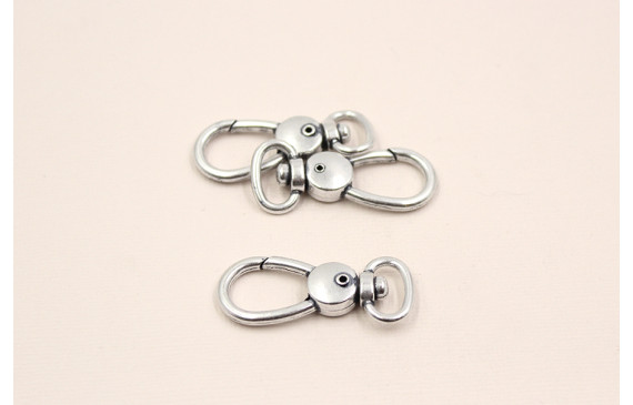 Mosquetón plano P.Vieja 44*17mm