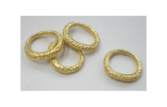 Aro 11*11mm trabajado Oro Mate