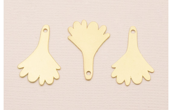 Colgante Flor plana 23*14mm Dorado Mate