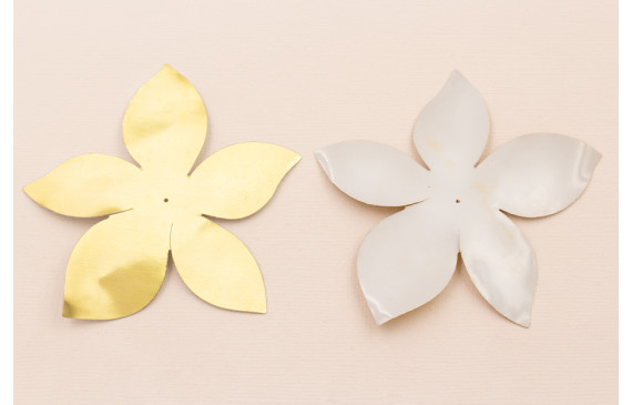 Lentejuela Flor de 75mm Diámetro Oro y Plata