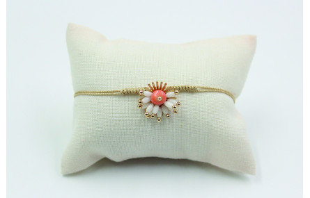 Pulsera nudo serpiente roseton de coral blanca