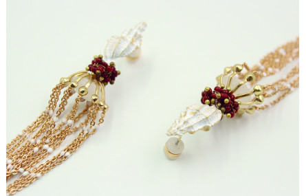 Pendientes perno caracola 24x10mm con cadena oro m