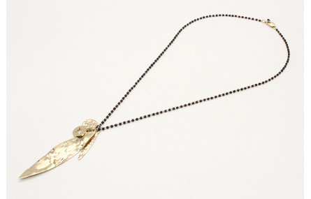 Colgante con cadena de miyuki negro con colgantes 