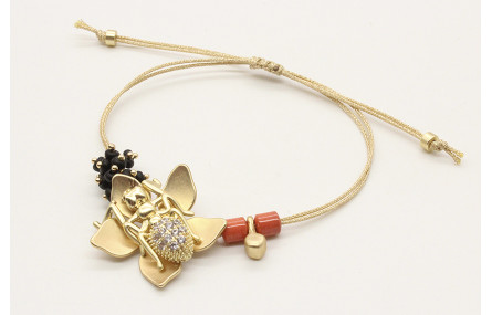Pulsera hilo macrame oro palido con flor oro mate,