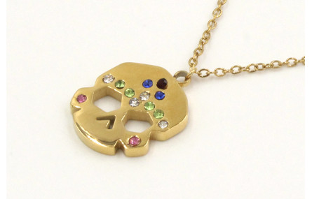 Collar con cadena de acero inoxidable y colgante c