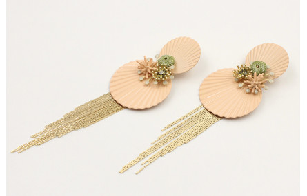 Pendientes discos ondulados salmón con fleco oro m