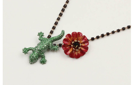 Collar cadena miyuki negra con colgante lagarto ve