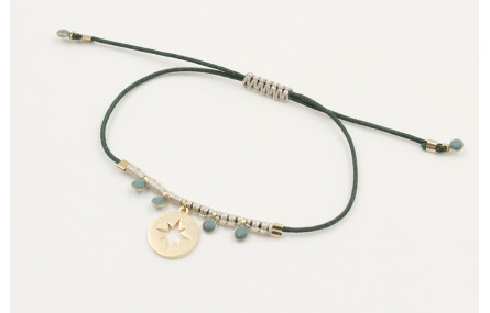 Pulsera hilo macarme verde con nudo macrame platea