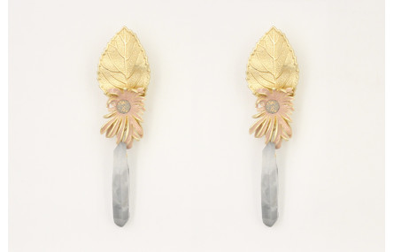 Pendientes perno hoja oro mate con liston de sodal