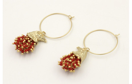 Pendientes aro dorado mate con colgante cabeza hue