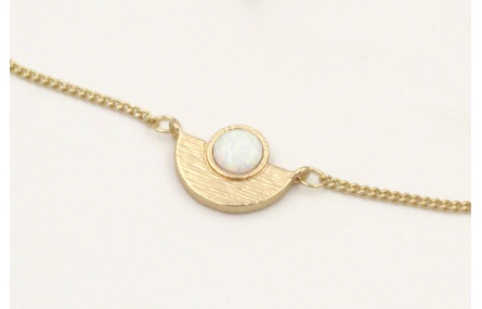 Pulsera cadena eslabón plana dorada mate con entre