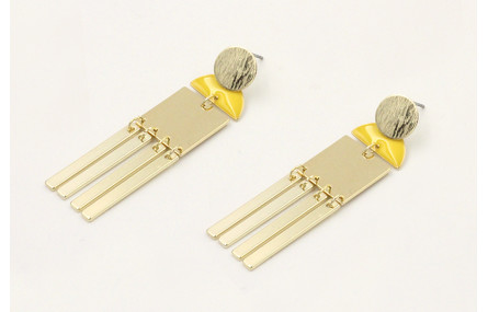 Pendientes perno disco dorado con semicirculo esma