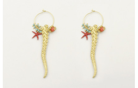 Pendientes aro mediano con pata de pulpo dorada ma