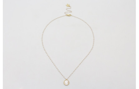 Collar cadena perlas con colgante disco doarado ma