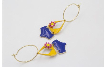 Pendientes aro mediano dorado mate con bikini esma