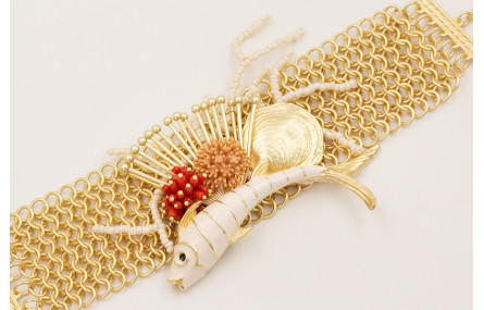 Brazale cadena malla con pez esmaltado beigemburru