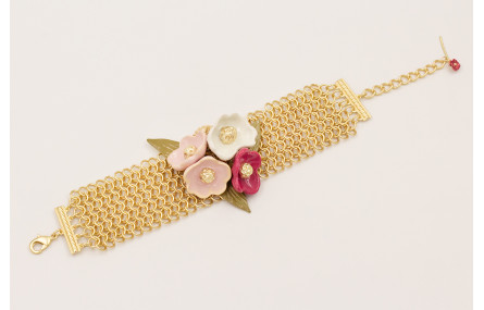 Pulsera malla con flores acampanadas rosa, blanca,