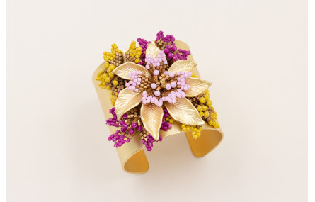 Brazalete ancho dorado mate con flores de miyuki l