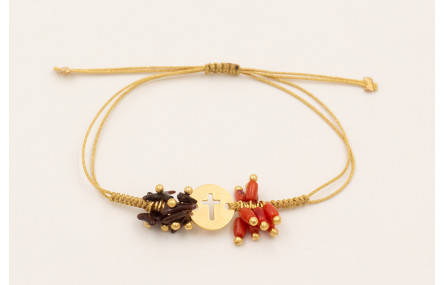 Pulsera hilo macramé dorado con burruños de chips 