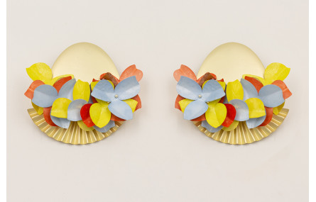 Pendientes perno gota 10 agujeros con flores de le