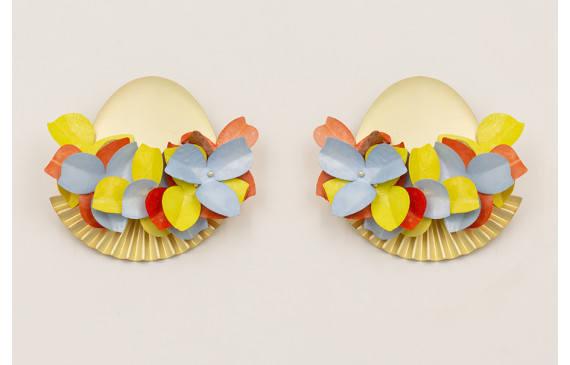 Pendientes perno gota 10 agujeros con flores de le