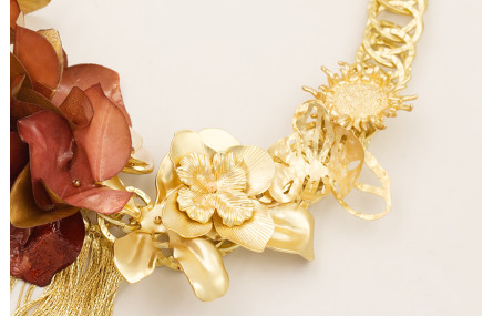 Collar completo aros entrelazados dorado mate con 