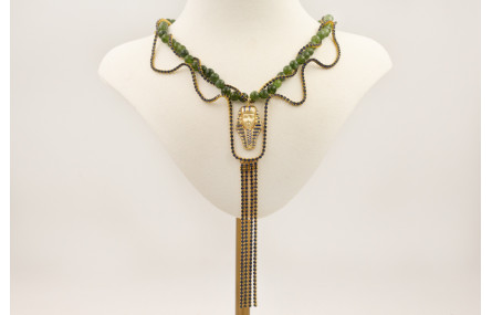 Collar cadena strass azul marina haciendo S y flec